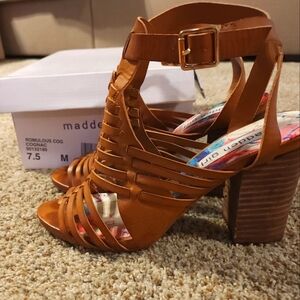 STEVE MADDEN Leather Huarache Sandals/Heels, Size 7.5